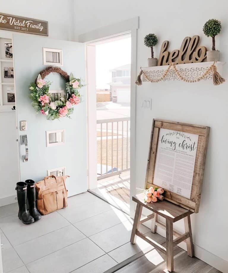 Minimalist Tiled Entryway Ideas With Wood and White Elements