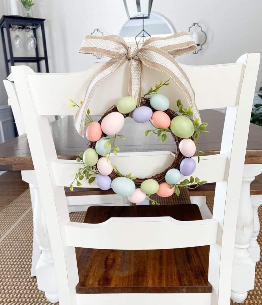 Minimalist and Colorful Easter Décor