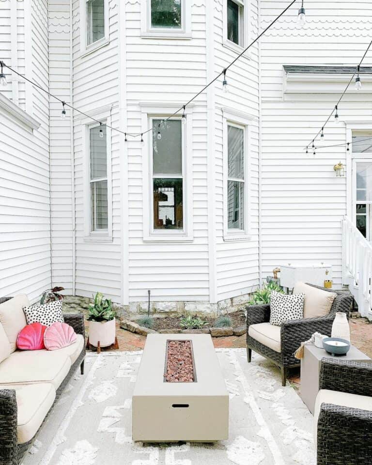 Modern Contemporary White Backyard Ideas