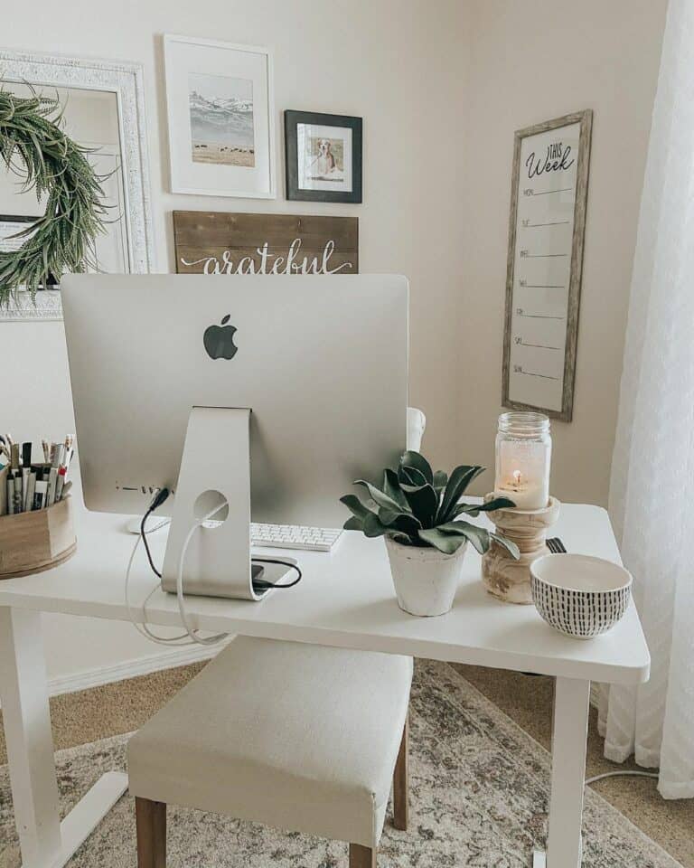 30 Office Desk Décor Ideas to Elevate Your Home Workspace