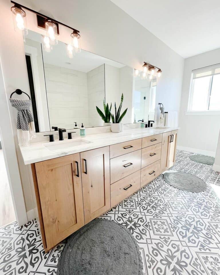 Modern Farmhouse Bathroom With Marble Countertop