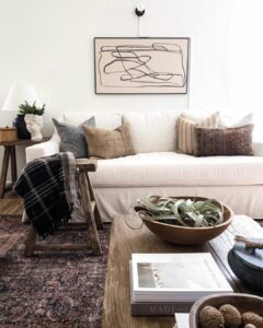 Modern Farmhouse Décor for a Living Room