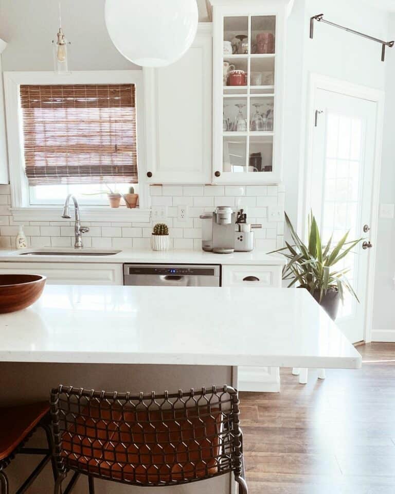 Modern Farmhouse Kitchen With Window Blinds