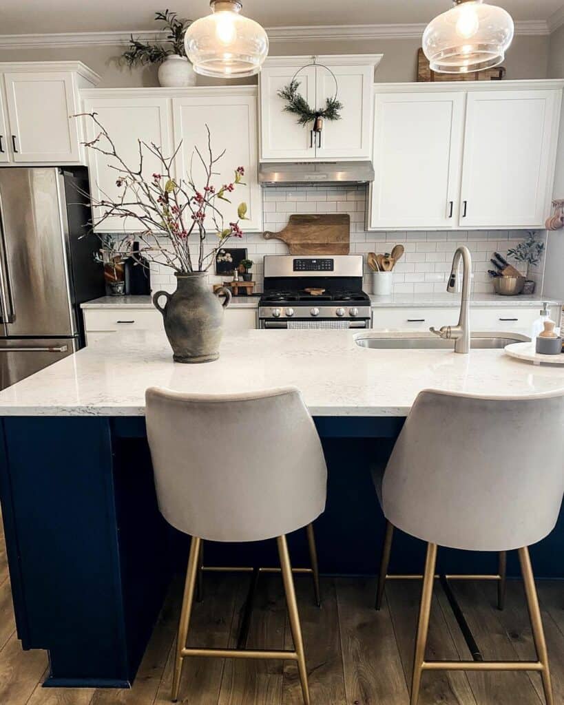 Modern Kitchen With a Dark-navy Island