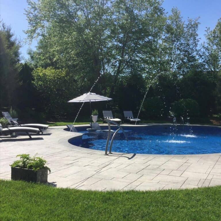 Modern Tranquil Backyard Pool