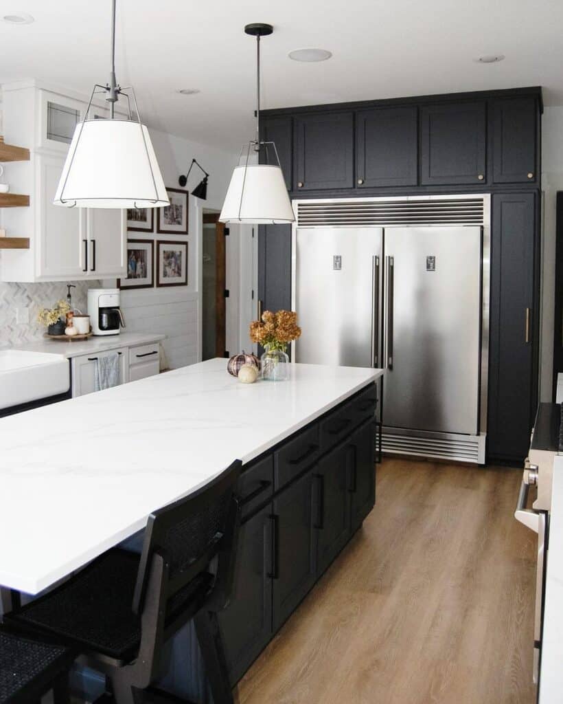 Monochromatic Kitchen Design With White Quartz Counters