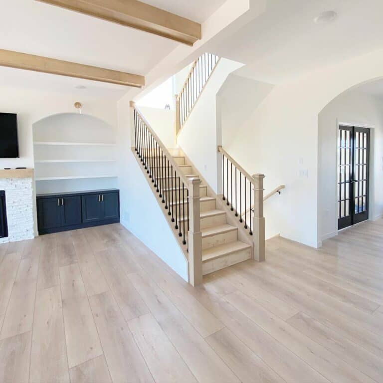 Neutral Staircase With Black Balusters