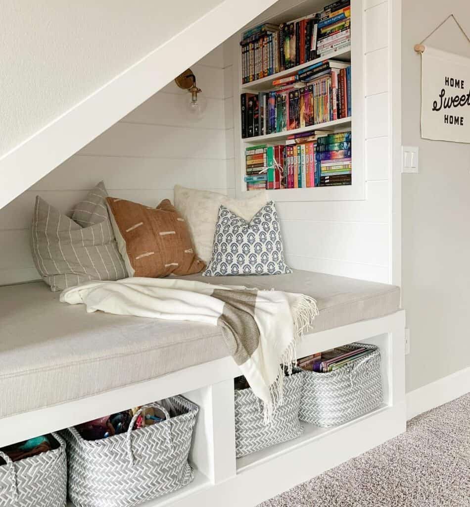 Reading Nook With Book Niche
