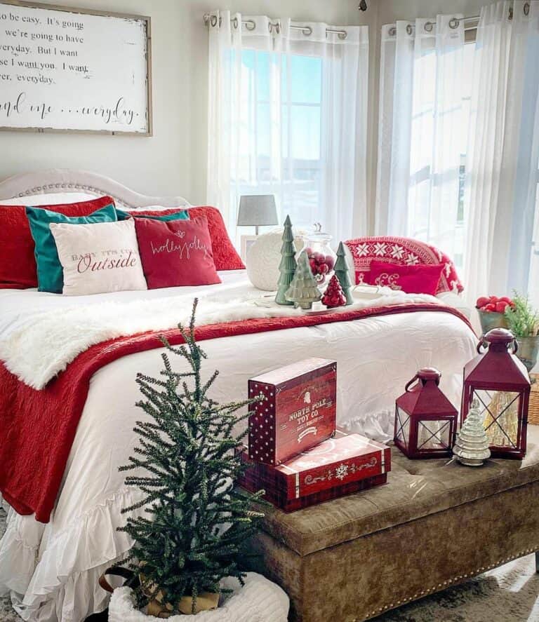 Red and White Bedroom Christmas Décor