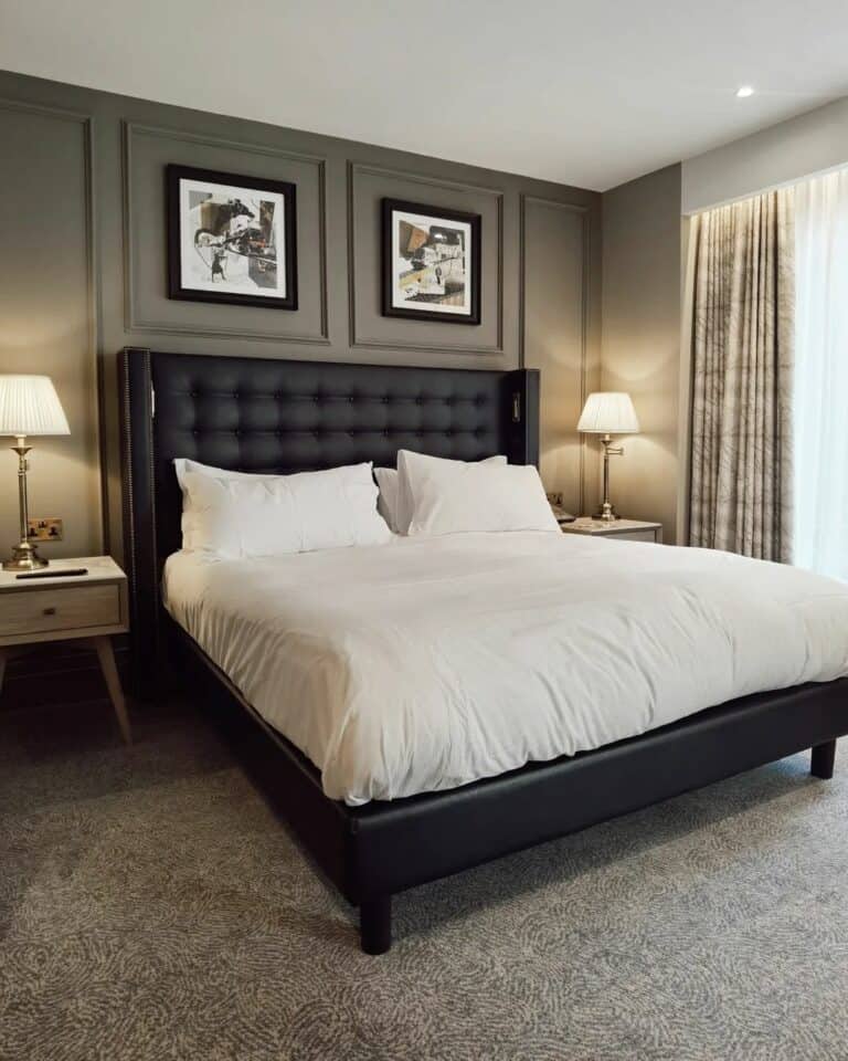 Rich Luxury Master Bedroom