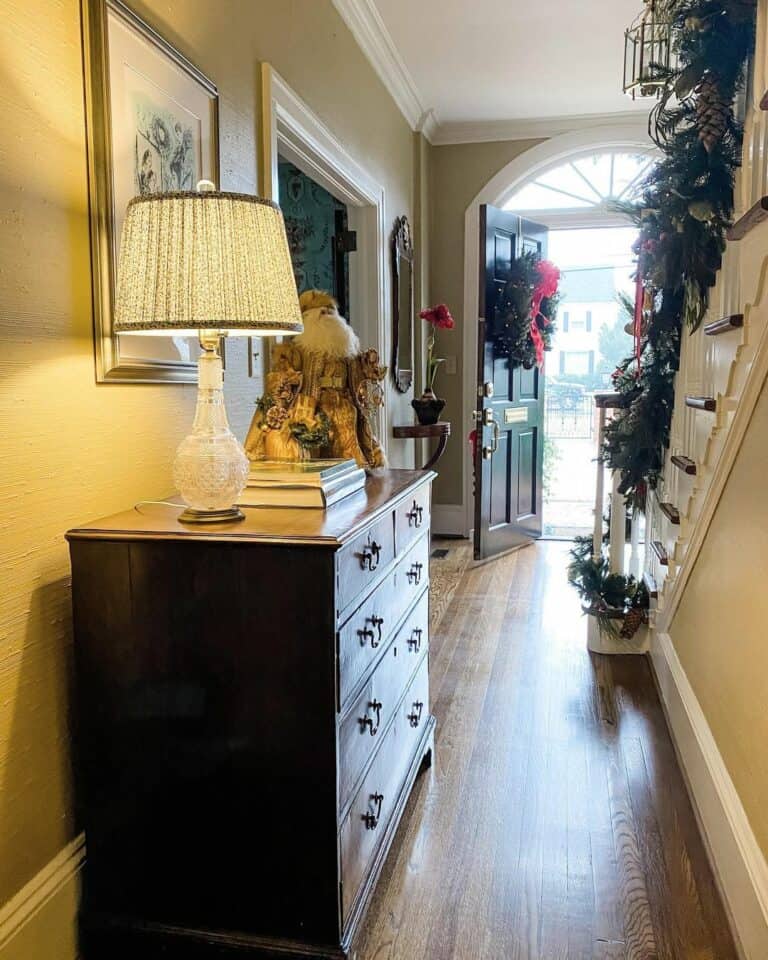 Rustic Hallway With Christmas-inspired Details