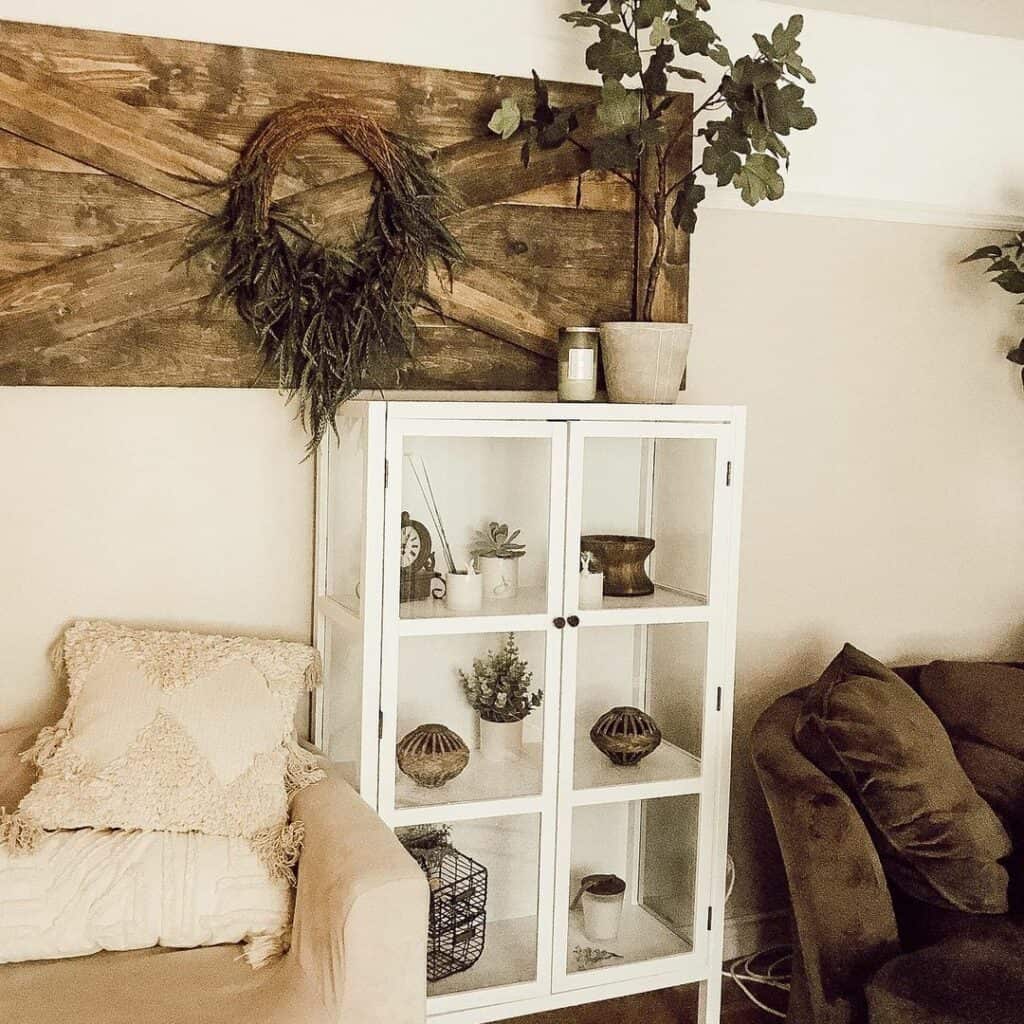 Rustic Wood Wall Art For a Vintage Look