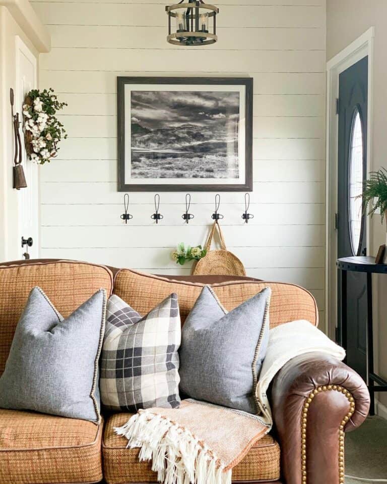 Shiplap and Black Hooks Entryway