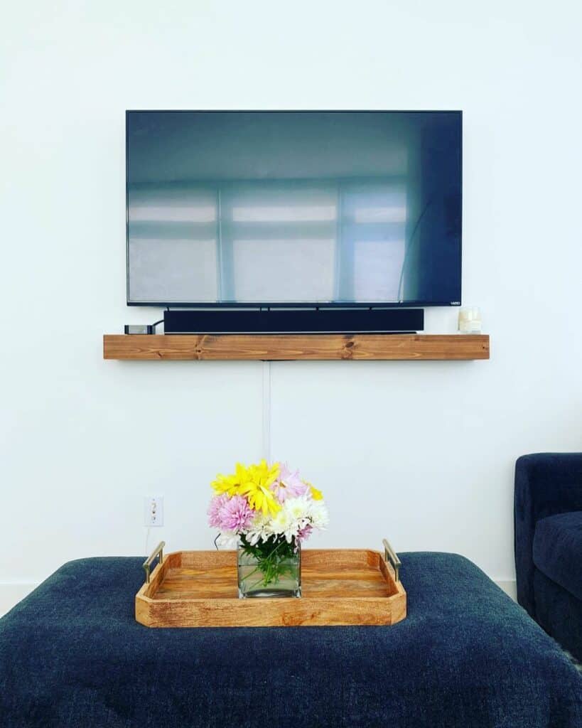 Simple TV Wall Setup Ideas for a Living Room