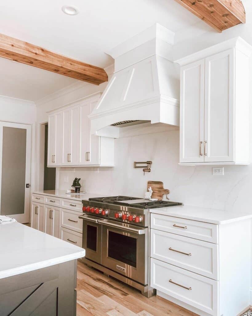 Simple White Kitchen Backsplash Ideas