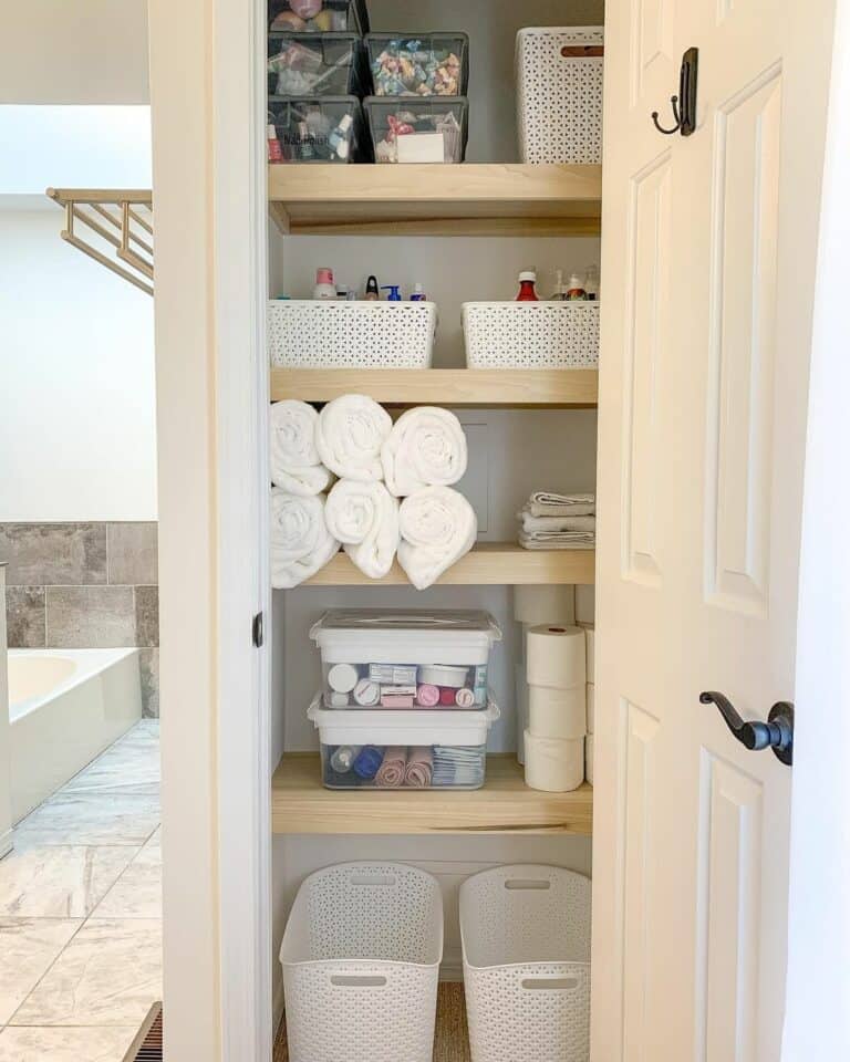 bathroom closet organization - clean & easy!