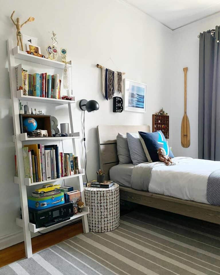 Small Bedroom With Leaning Book Shelves