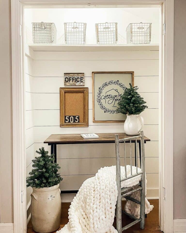 Small Farmhouse Office Design