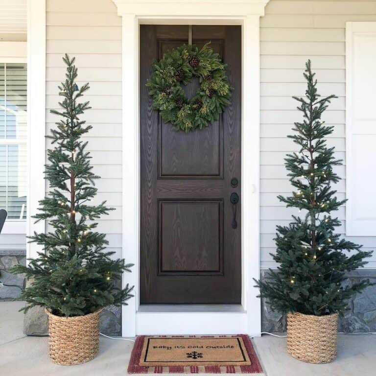 Small Porch Decorating Ideas Perfect for the Holidays