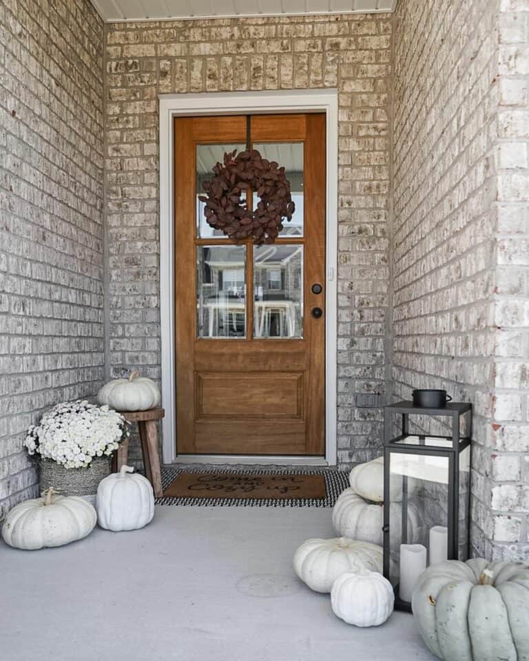 Small Porch Fall Decorating Ideas With White Gourds