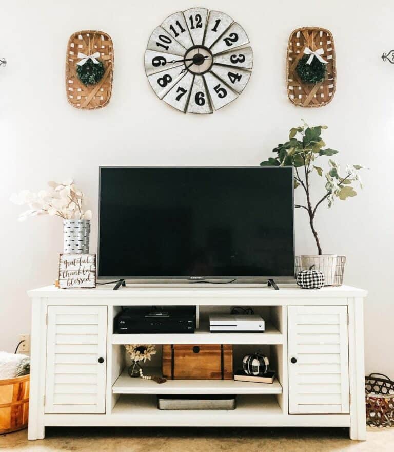 Small White TV Entertainment Center With Farmhouse Décor