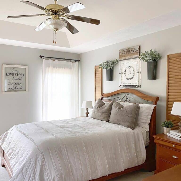 Spring Farmhouse Décor With Greenery