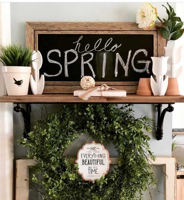 Spring Wall Décor With a Wreath