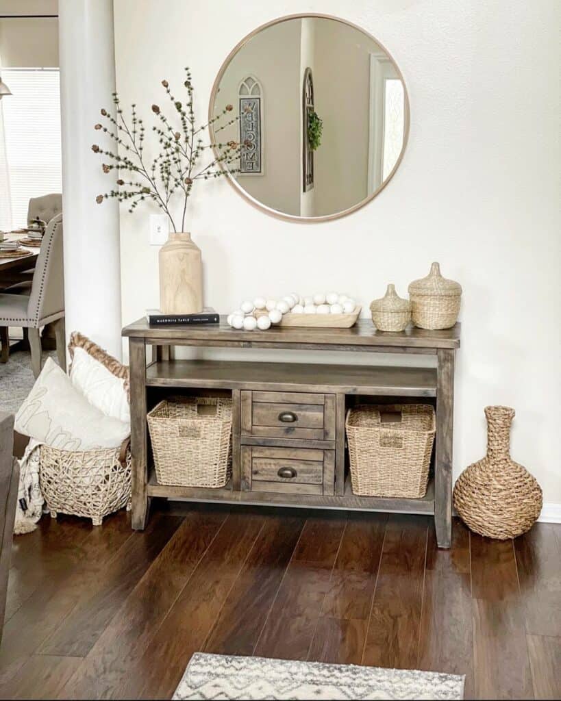 Stained Wood Table With Neutral Décor
