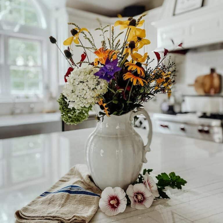 Summer Kitchen Ideas With Colorful Summer Bouquet
