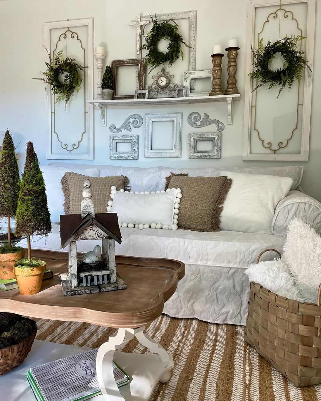 Snapshot of Vintage Farmhouse Decor Inspiration For Small Living Rooms