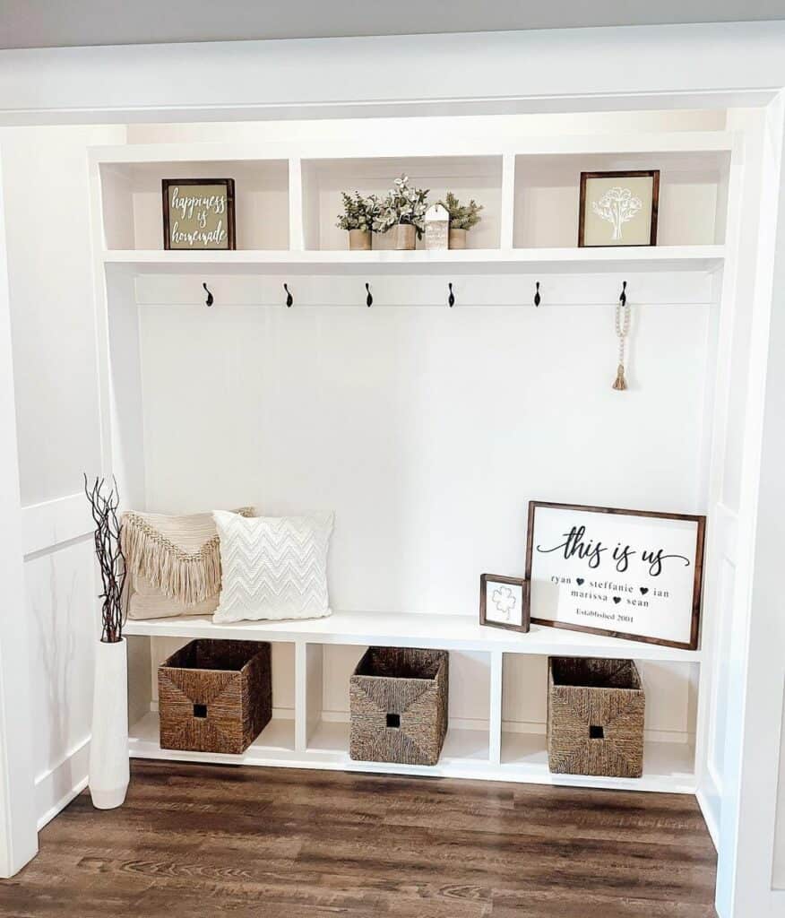 White Built-in Entrance Mudroom Bench