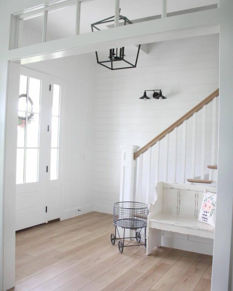 White Farmhouse Foyer Light Fixture Ideas