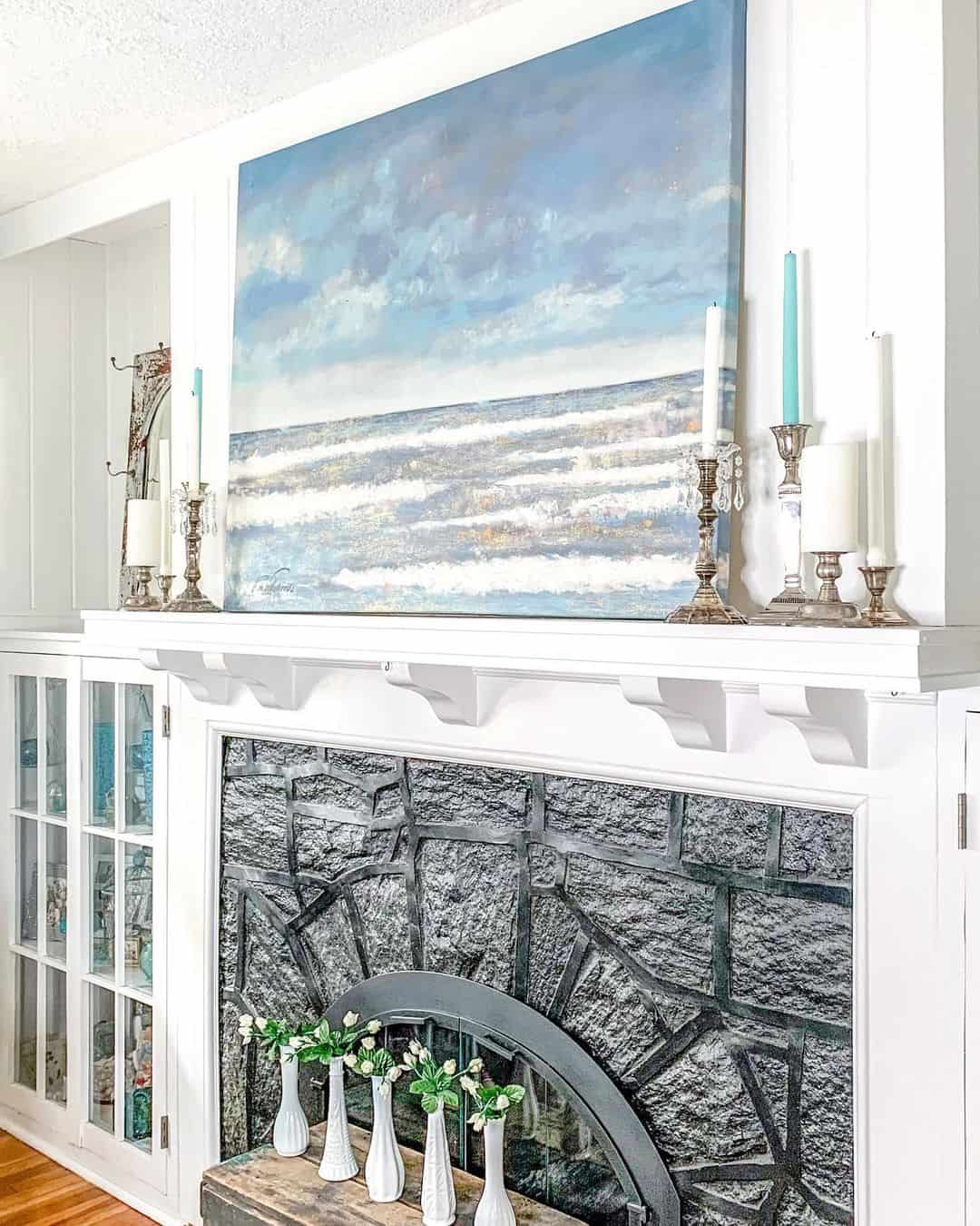 30 Fireplace Mantel Décor Ideas to Elevate Your Home