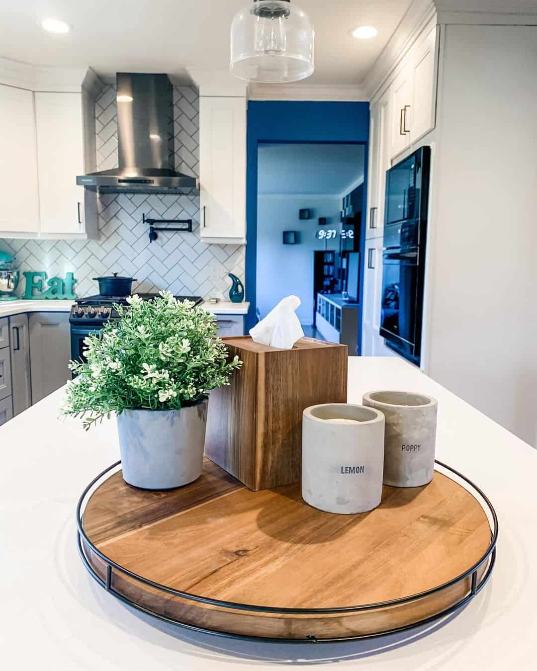 28 Kitchen Countertop Décor Ideas You’ll Love Looking At