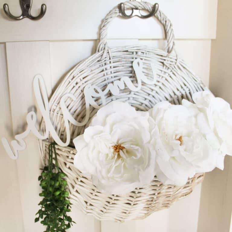 White Wicker and Floral Hanging Wall Décor