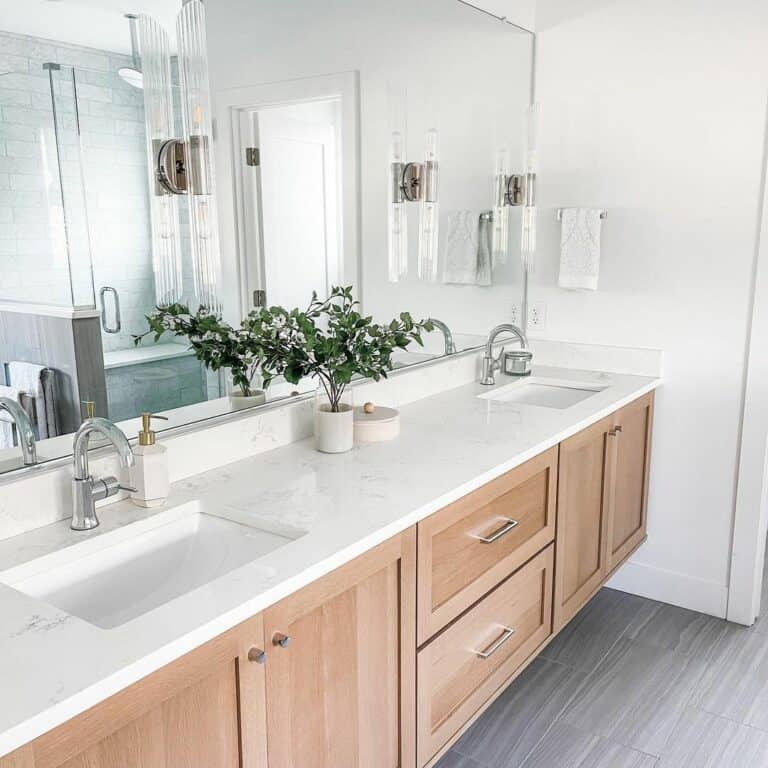 White and Neutral Bathroom Vanity
