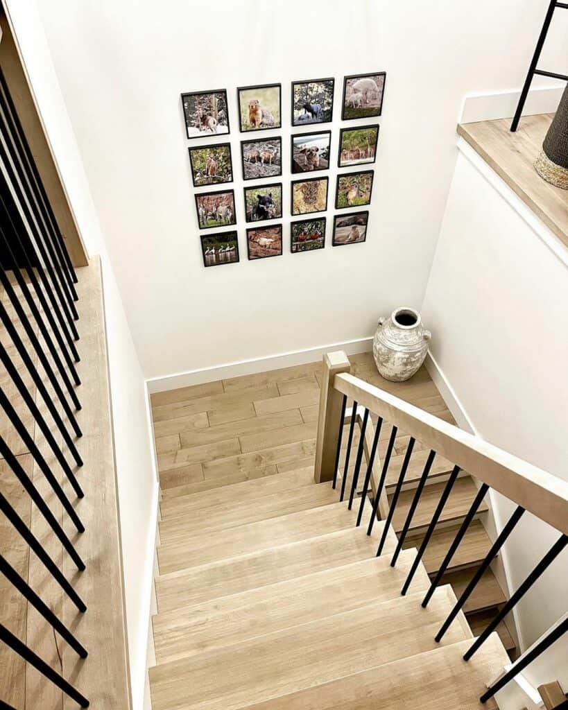 Wood Stairs With Rectangular Banister