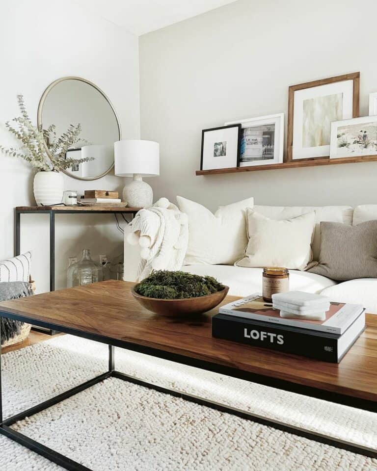 Wooden Décor for Modern Living Room