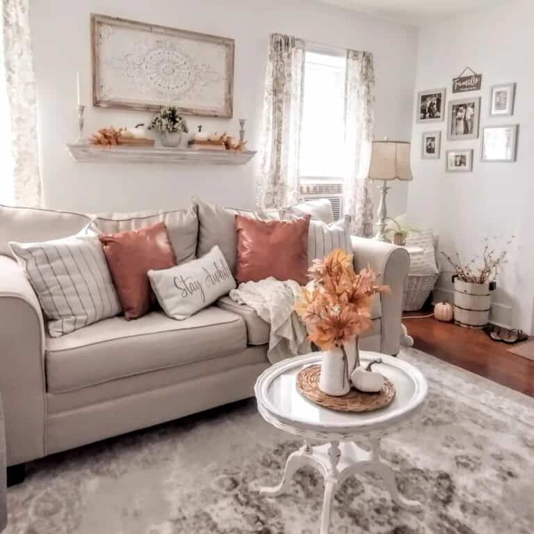 Autumn Decorating Ideas for Living Room