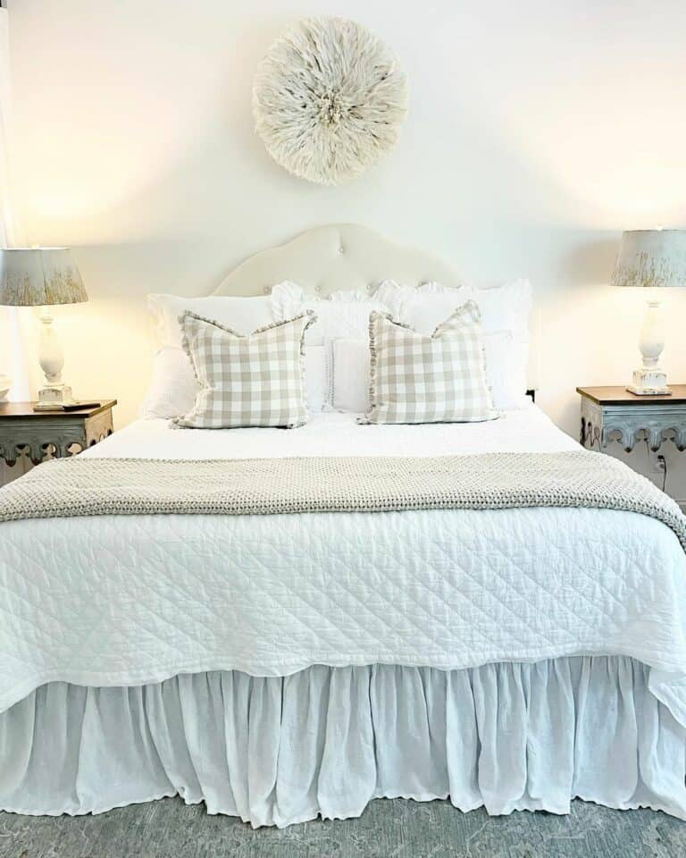 Bedroom With Beige Juju Hat Décor