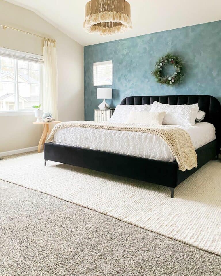 Beige Bedroom With Blue Accent Color
