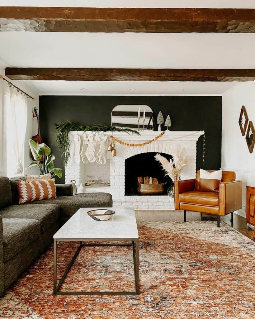 27 Living Room Accent Wall Ideas You Can Try Too
