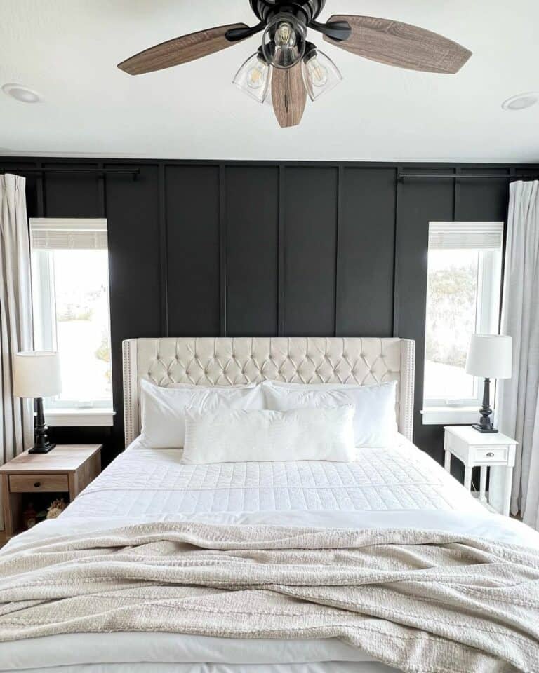 Black and White Bedroom Design