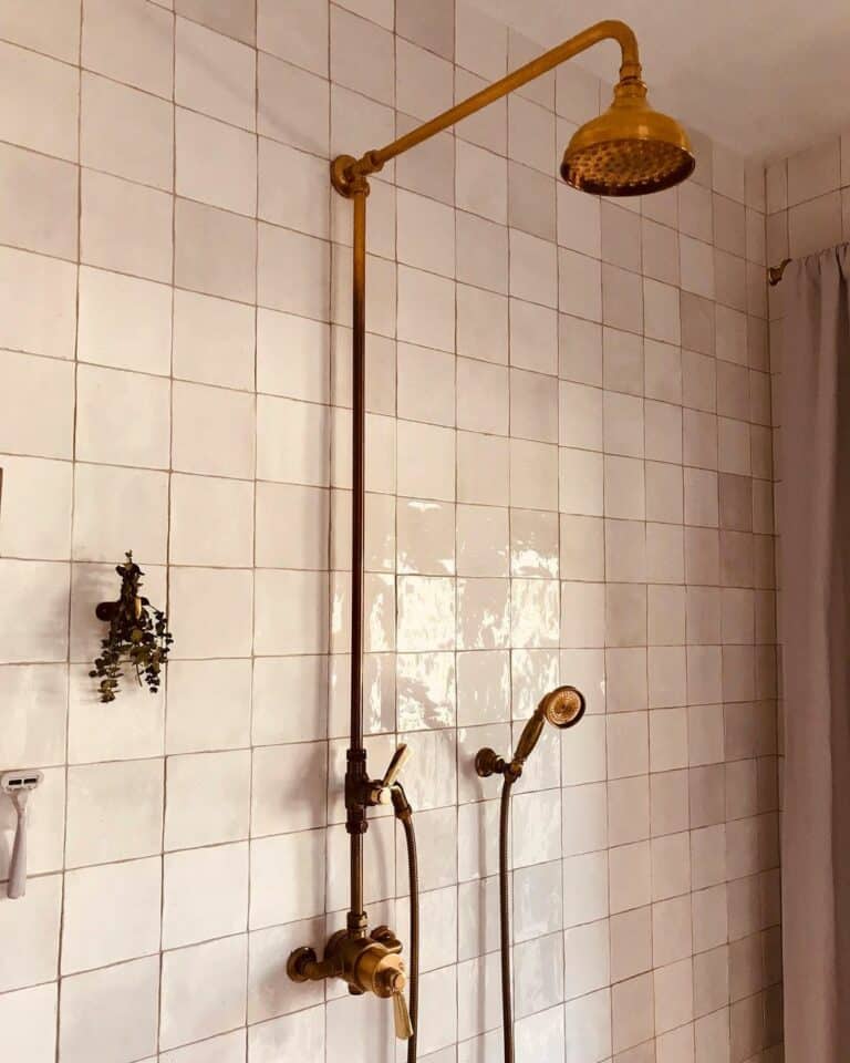 Brass Hardware Enriches Grid Tile