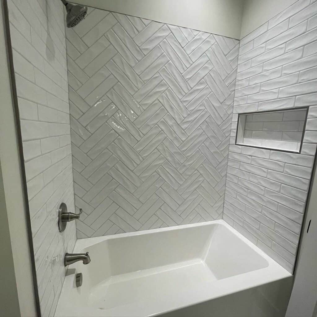 Built-in Shower With Textured Tiles