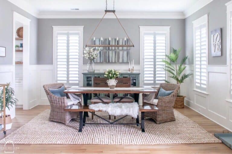 Coastal-inspired Dining Room