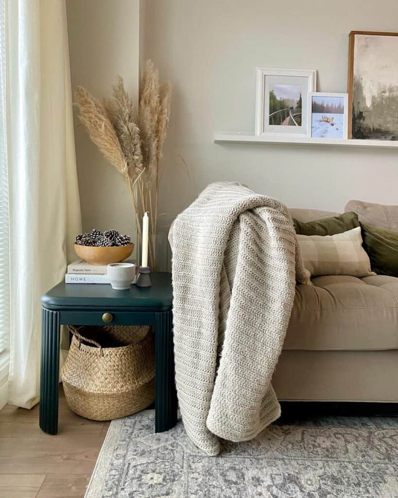 29 Small Living Room Décor Ideas to Maximize Space and Style