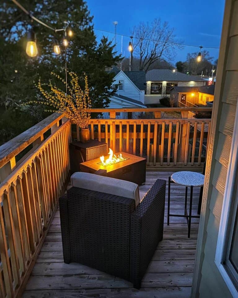 Country Patio With Deck Décor