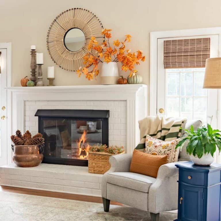 Cozy Living Room Decorated With Fall Décor