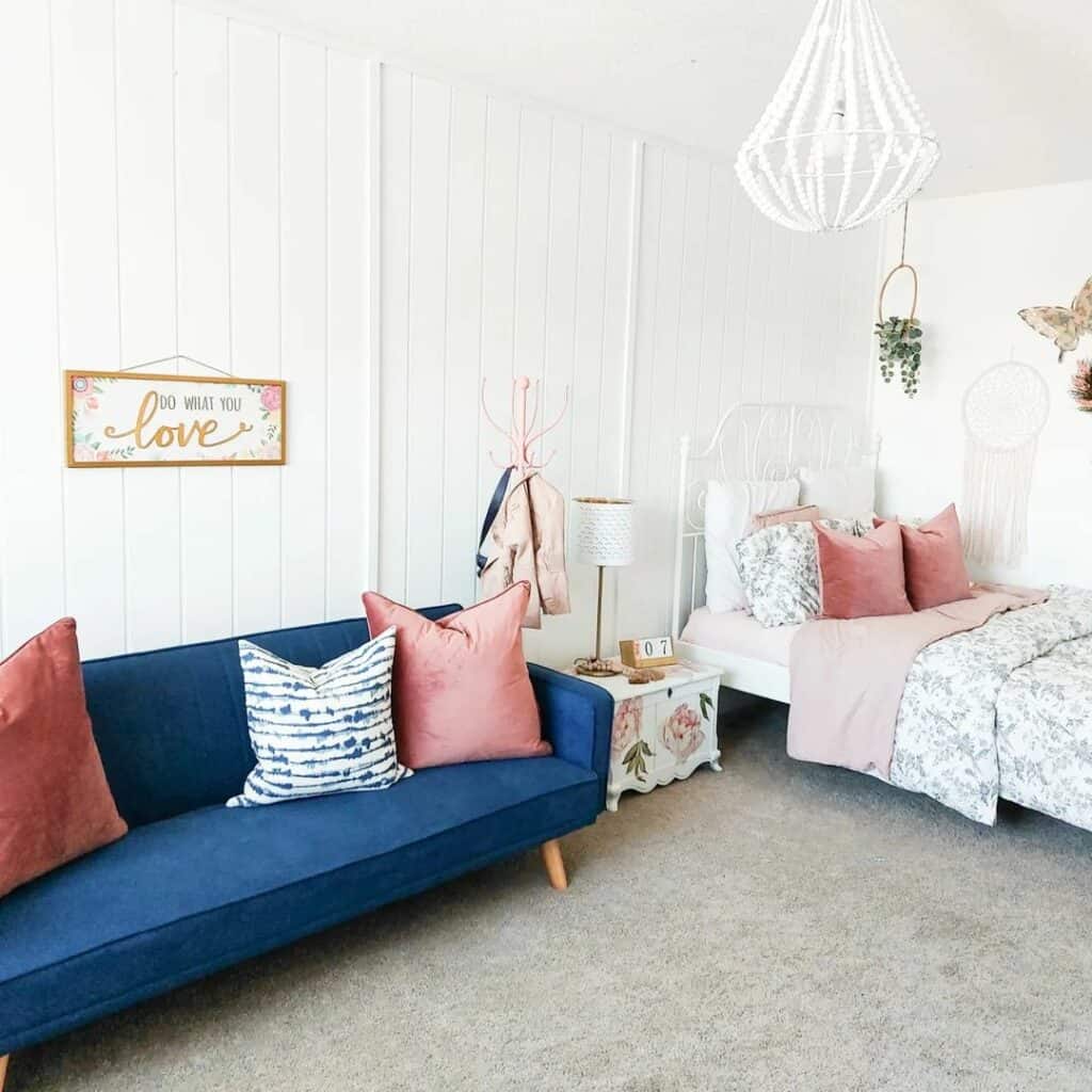 Daybed and Twin Bed Arrangement in a Girl's Room